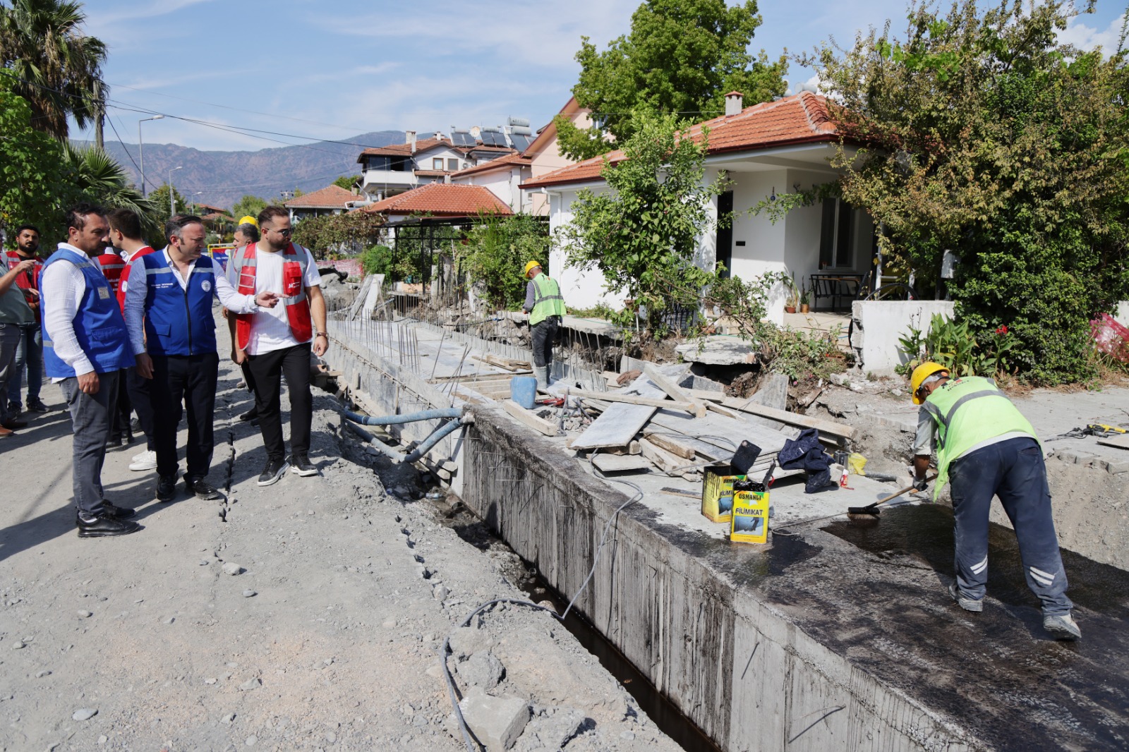 Büyükşehir Köyceğiz’in Yollarını Yeniliyor Altyapısını Güçlendiriyor